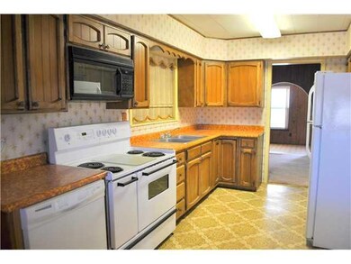 1203 Bois d Arc Dr, El Paso, TX 79925 - photo 3