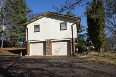 2-Car Garage