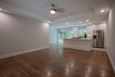 1135 Stonecrest Dr, Houston, TX 77018 - photo 2