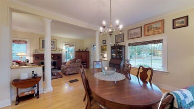 12 Pleasant St, Essex Junction, VT 05452 - photo 5