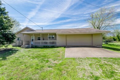 13605 White Oak Rd, Fayetteville, AR 72704 - photo 2