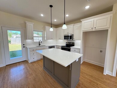 83 E Bartlet Way, Hattiesburg, MS 39402 - photo 5