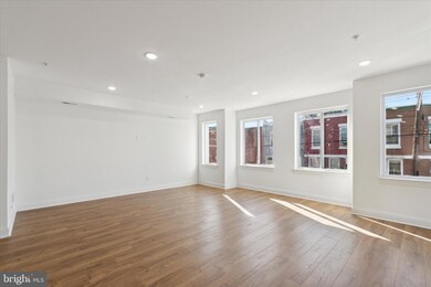 673 N Preston St unit 4, Philadelphia, PA 19104 - photo 3
