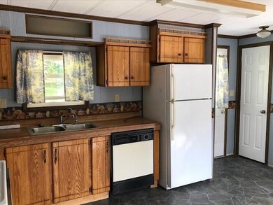 65 Union St, Dover Foxcroft, ME 04426 - photo 5