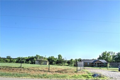 38637 Garrett's Lake Rd, Shawnee, OK 74804 - photo 2