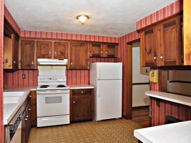 8 Little Nook Rd, Plaistow, NH 03865 - photo 5