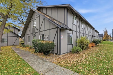 304 E Weile Ave unit 3, Spokane, WA 99208 - photo 2