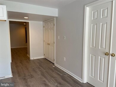 12173 Emory Falls Ct, Bristow, VA 20136 - photo 7