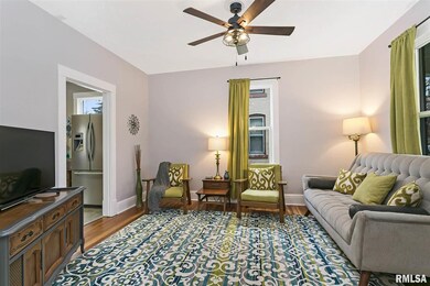 2322 5th St, Moline, IL 61265 - photo 3