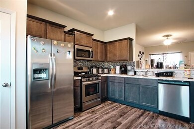 1537 S 31st St, Broken Arrow, OK 74014 - photo 4