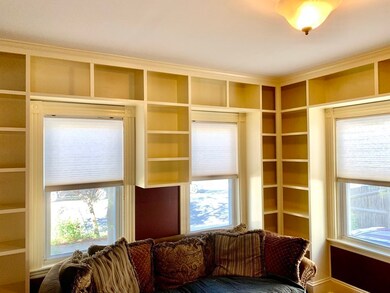 11 Dalton St, Newburyport, MA 01950 - photo 5