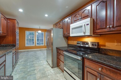 15126 Tilbury Place, Swan Point, MD 20645 - photo 2