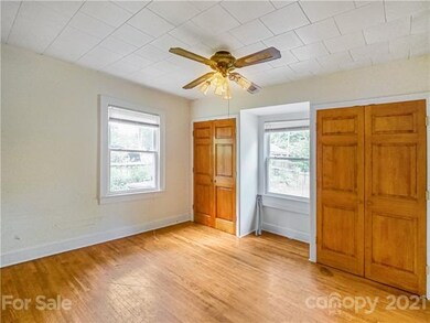 1706 5th St, Statesville, NC 28677 - photo 6