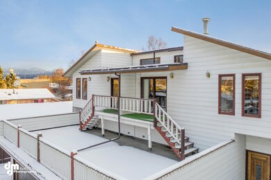 Exterior Front MS_100810-FULL