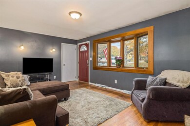 39 Mariette Dr, Portsmouth, NH 03801 - photo 4