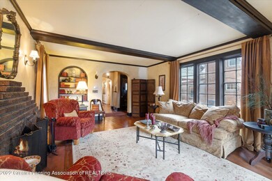 Living Room3