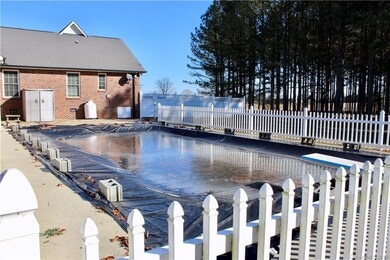 2393 Killian Rd, Lincolnton, NC 28092 - photo 5