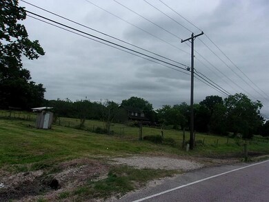 3582 County Road 155, Alvin, TX 77511 - photo 5