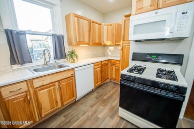 3 S Marshall St unit 2, Albany, NY 12209 - photo 7