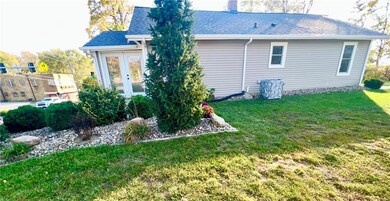 3004 2nd Ave, Des Moines, IA 50313 - photo 4