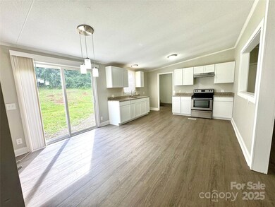 121 C & K Dr unit 60, Taylorsville, NC 28681 - photo 7