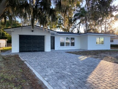 1204 Lake Elbert Dr SE, Winter Haven, FL 33880 - photo 5