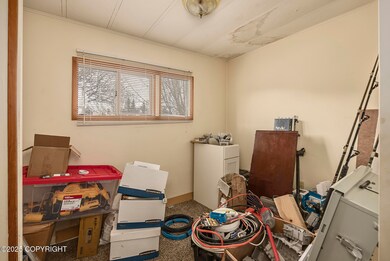 822 Cherry St, Anchorage, AK 99504 - photo 5