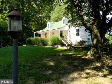 576 Marlboro Rd, Lothian, MD 20711 - photo 3