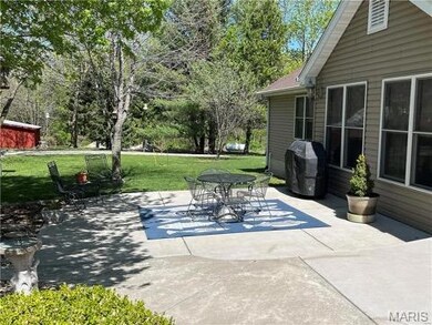 155 Zalabak Rd, Hawk Point, MO 63349 - photo 6