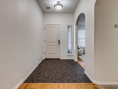 111 E Elmira Place, Broken Arrow, OK 74012 - photo 4