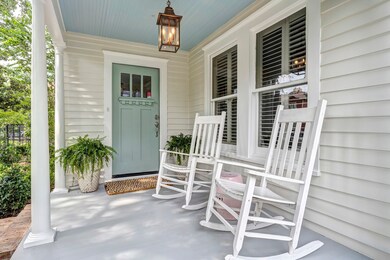 636 Columbia St, Houston, TX 77007 - photo 2