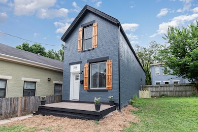 209 Pleasant St. The Berens Team Stephan