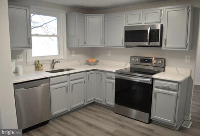 5595 Hunting Horn Dr, Ellicott City, MD 21043 - photo 5