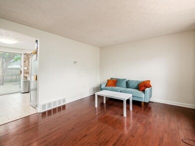 846 Eliots Oak Rd, Columbus, OH 43228 - photo 5