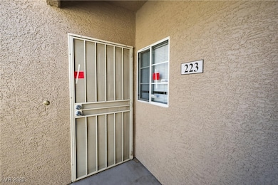 75 N Valle Verde Dr unit 223, Henderson, NV 89074 - photo 4