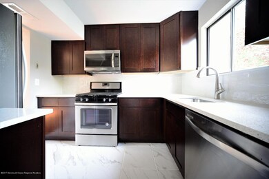 6 Alec Dr unit 1000, Howell, NJ 07731 - photo 2