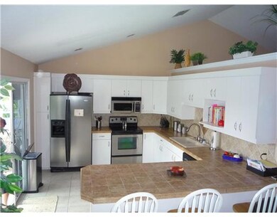 112 Pelican Island Place unit 17, Sebastian, FL 32958 - photo 4