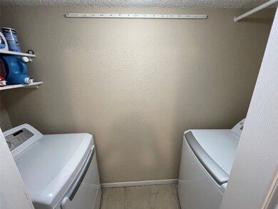 8638 Timbercraft Dr, Houston, TX 77095 - photo 7