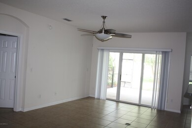 SPACIOUS GREATROOM