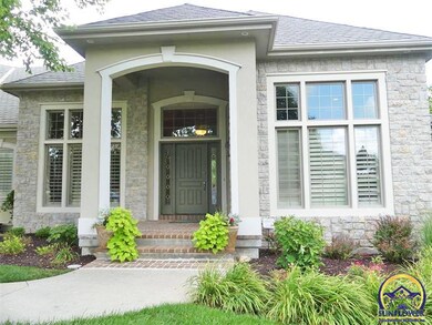 4306 SW Clarion Lakes Dr, Topeka, KS 66610 - photo 5