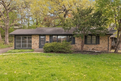 4513 Laguna Dr, Edina, MN 55435 - photo 2