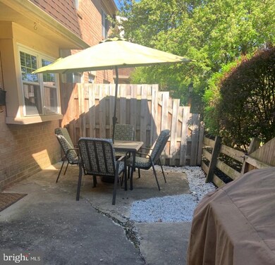 252 Arbour Ct, North Wales, PA 19454 - photo 3