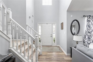 12722 Vikings Ln, Fishers, IN 46037 - photo 3