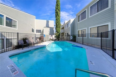 5801 Thunderbird St unit B20, Leander, TX 78645 - photo 2