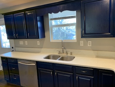 719 Mill St, Manchester, TN 37355 - photo 7