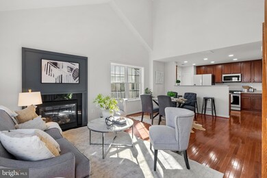 11201 Wortham Crest Cir, Manassas, VA 20109 - photo 3