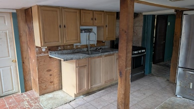 281 Hodgdon Rd, Weare, NH 03281 - photo 4