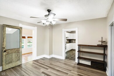 798 W Jefferson St, Franklin, IN 46131 - photo 5