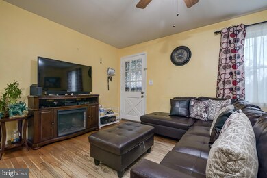 5616 Quincy St, Hyattsville, MD 20784 - photo 7