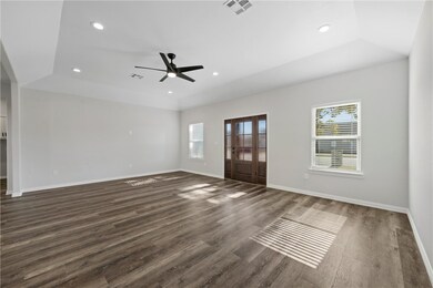 153 Darden Dr, Robinson, TX 76706 - photo 5